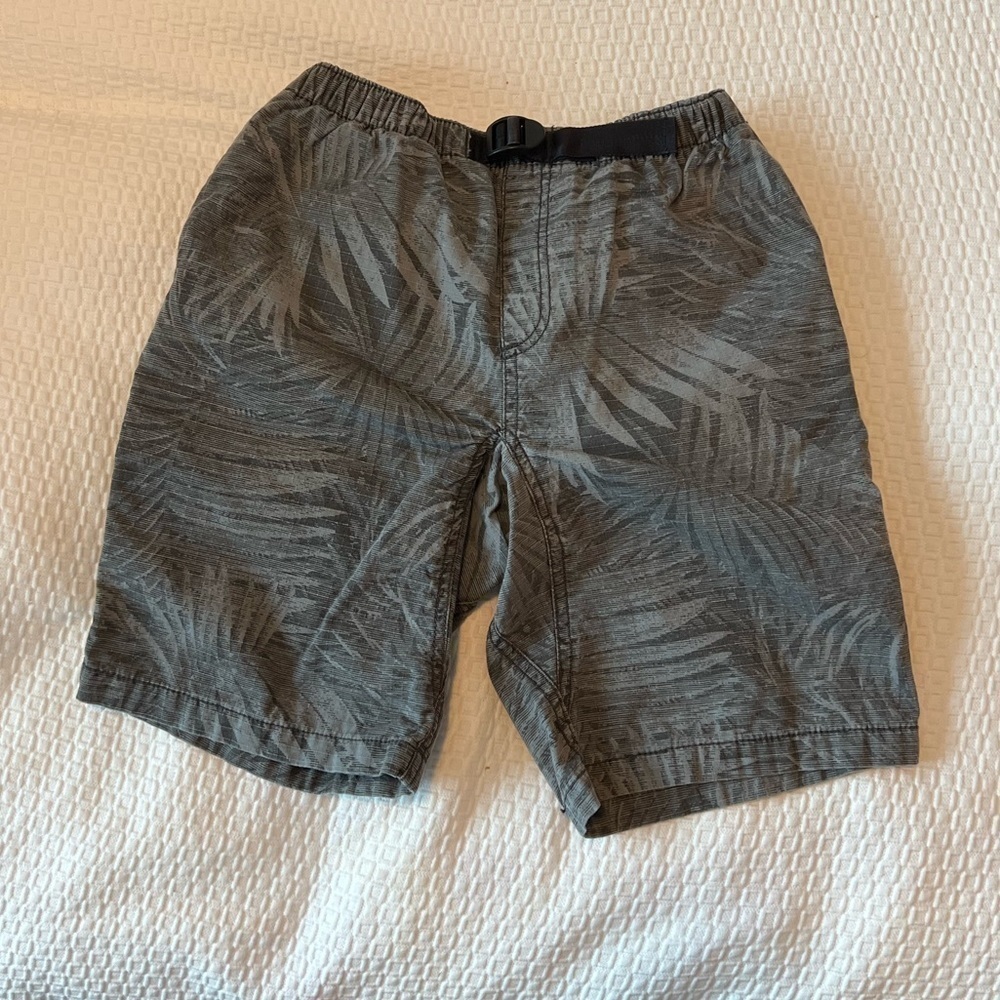 GAP Kids Boys Elastic Waist Gray Tropical Print Trek Shorts Size M (8)
